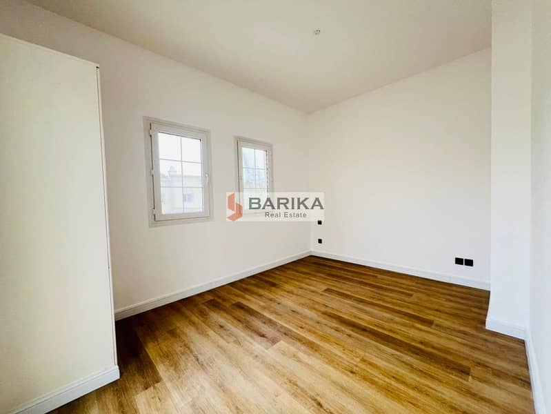 FULLY UPGRADED | LAKE VIEW | TYPE 4E