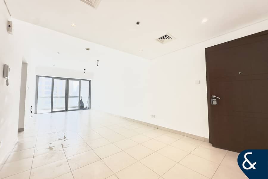 Upgraded | Chiller Free | Fountain View