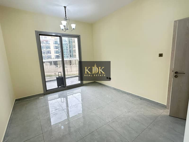 Community View | Prime Location | Spacious Unit