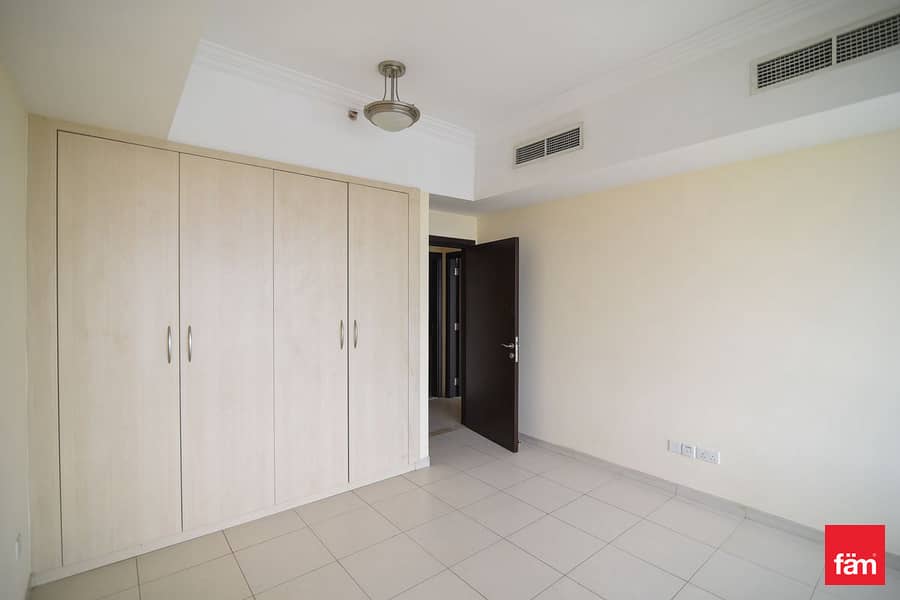 Top Layout | Higher Floor | Chiller Free | Vacant