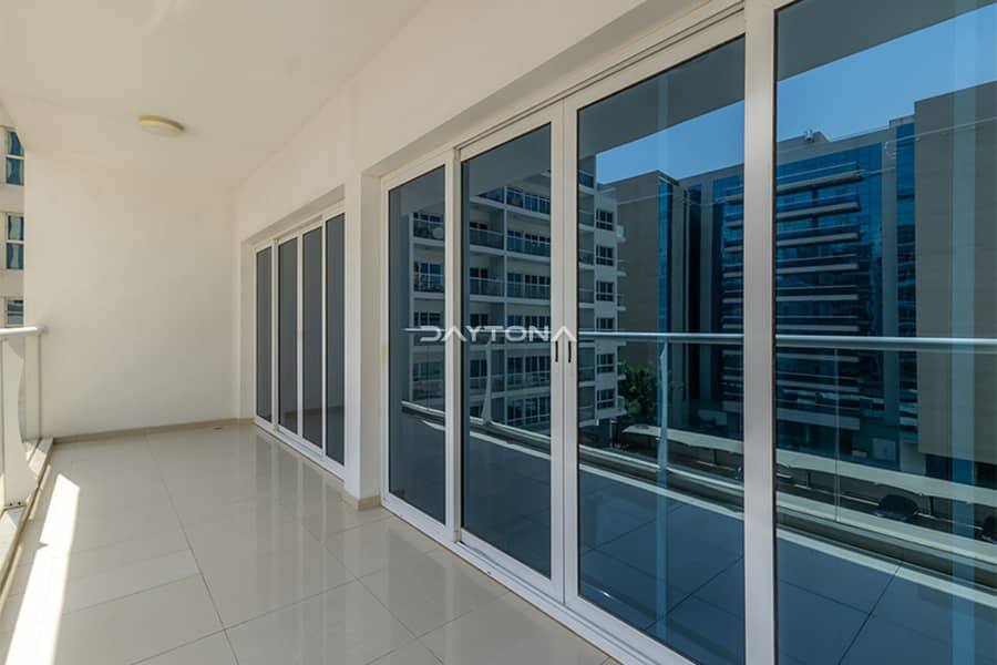 VACANT | SPECIOUS 1 BED | FULL AMENITIES - Image 6