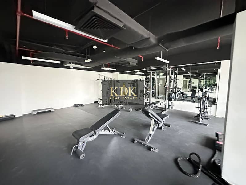 Community View | Prime Location | Spacious Unit - Image 10