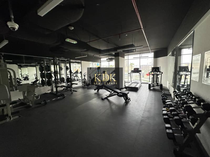 Community View | Prime Location | Spacious Unit - Image 11