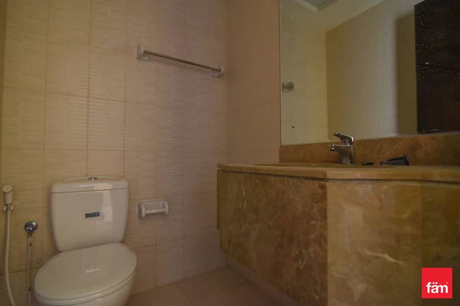 Top Layout | Higher Floor | Chiller Free | Vacant - Image 13