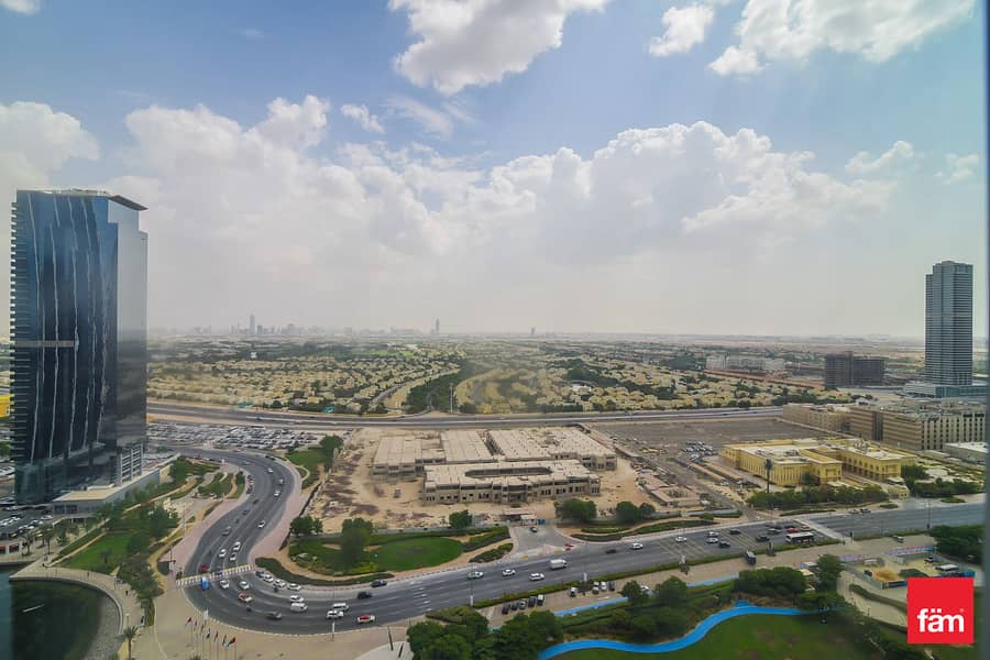 Top Layout | Higher Floor | Chiller Free | Vacant - Image 16