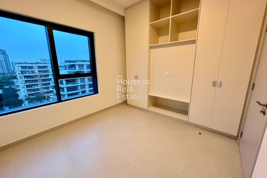 Mid-Floor | Full Park View | Spacious