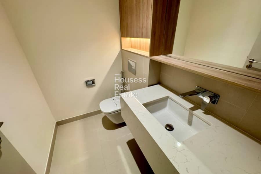 Mid-Floor | Full Park View | Spacious - Image 13