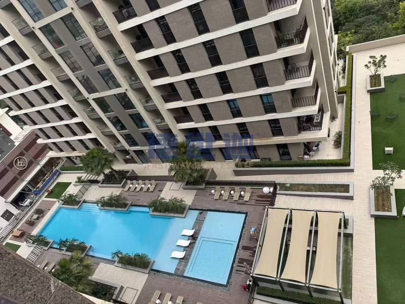 Corner Unit | Pool View | Spacious