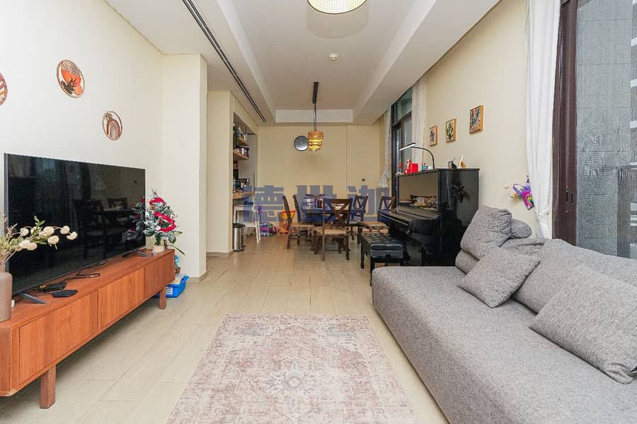 Corner Unit | Pool View | Spacious