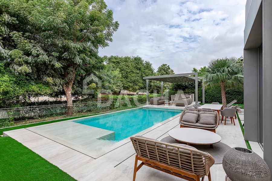 PARK-BACKING | TURN-KEY | GARDEN HALL