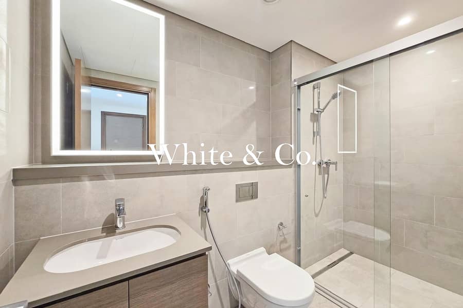 Maids Room | Spacious 2 Bed | Vacant Now - Image 9