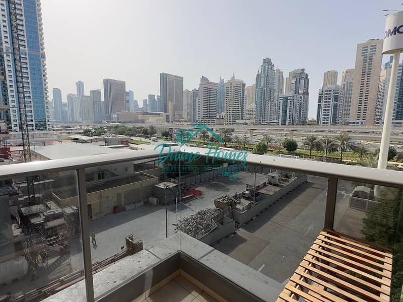 Chiller Free | Fully Furnished | Upgraded Unit - Image 7