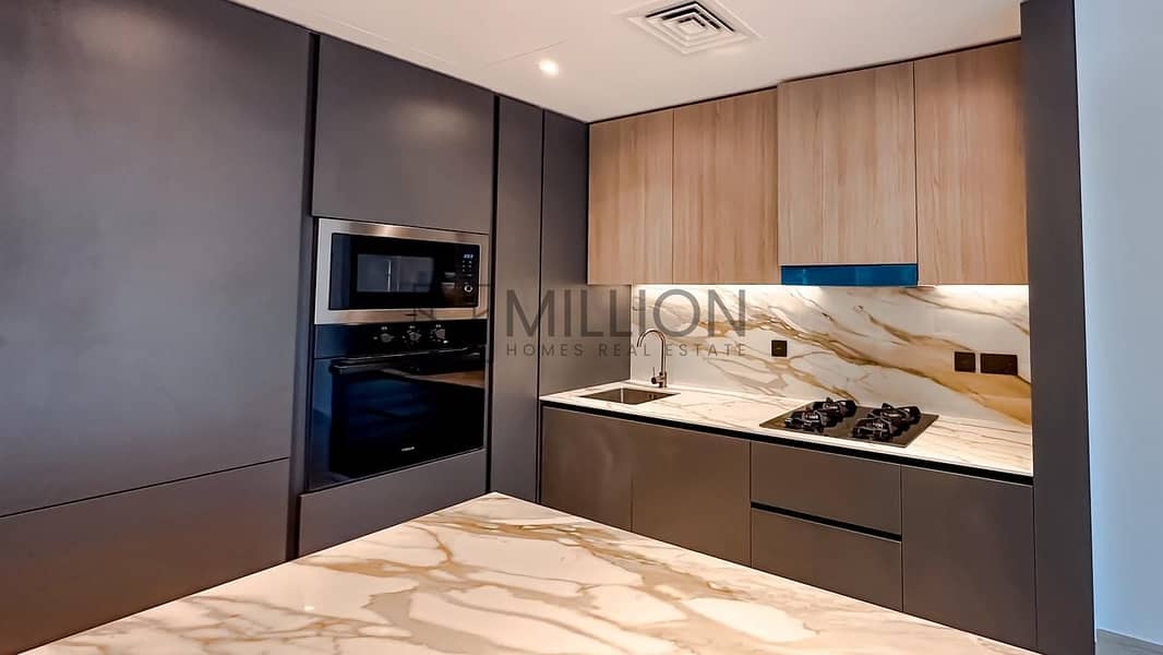 Unfurnished 1-Bed in Family-Friendly Oxford Garden