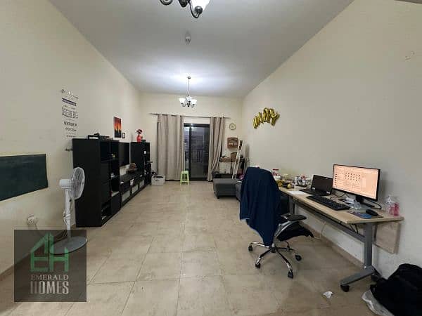 1 Bedroom Apartment for Sale | Silicon Gates 1 | Dubai Silicon Oasis