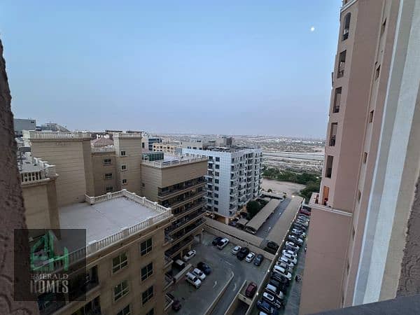 1 Bedroom Apartment for Sale | Silicon Gates 1 | Dubai Silicon Oasis - Image 12