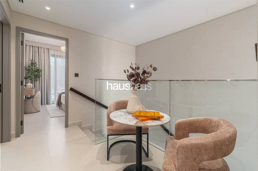 Single Row | Professionally Decorated | VOT - Image 10