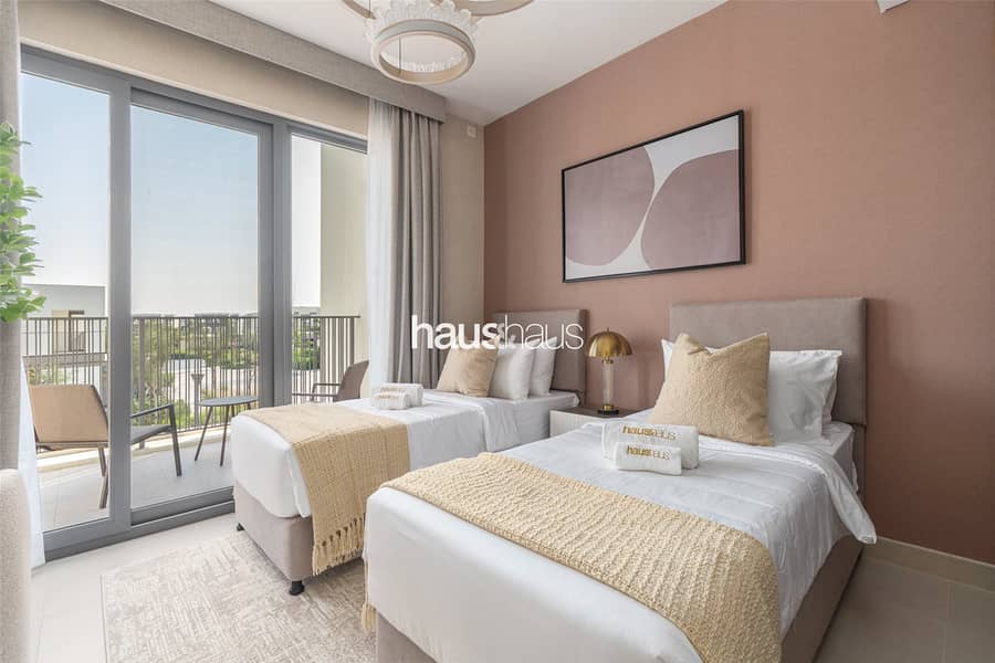 Single Row | Professionally Decorated | VOT - Image 11