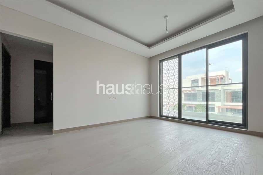 Brand New | Luxury | Family Living - Image 11