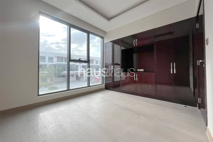 Brand New | Luxury | Family Living - Image 14