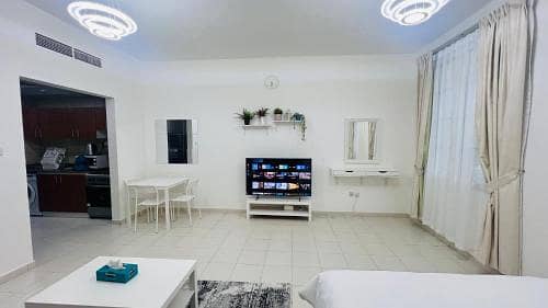 Spacious and Bright Studio available for Sale - Image 6