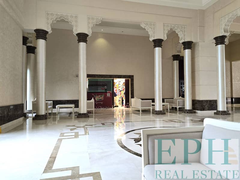 FULLY FURNISHED | READY TO MOVE | SKYLINE VIEW - Image 22