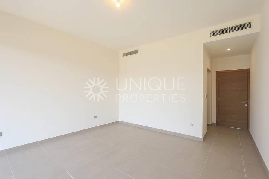 E5 Type | Notice Served | On The Park - Image 12