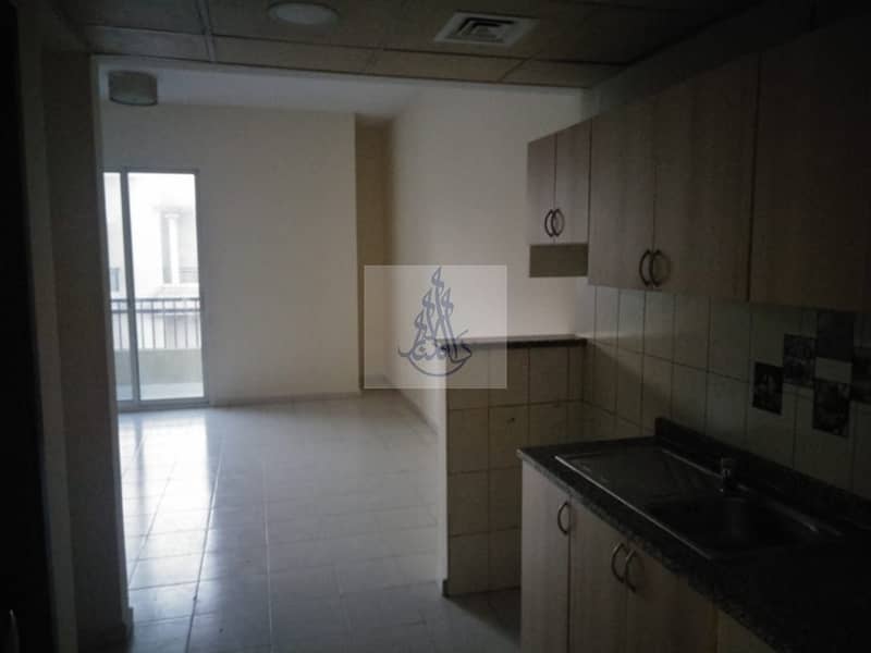 Spacious Studio with Balcony for Rent in Greece Cluster – Affordable Living with Excellent Connectivity - Image 6