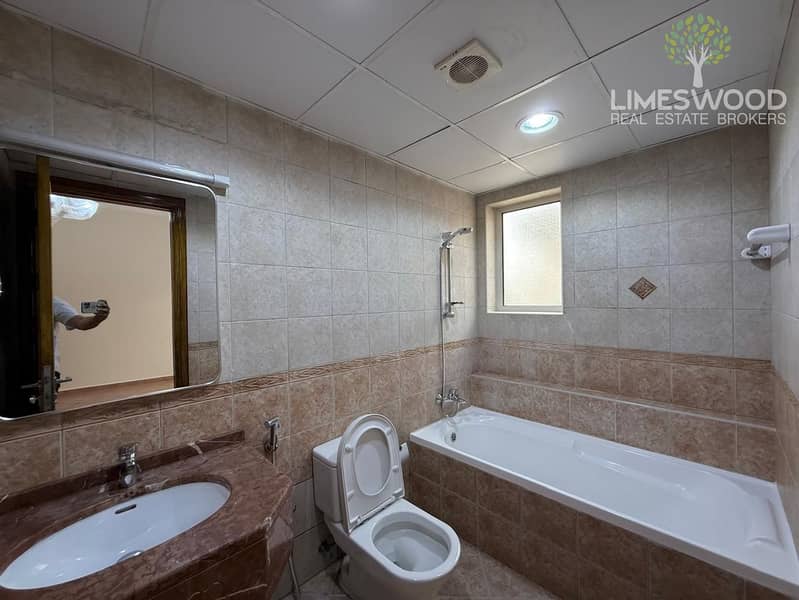 Spacious Villa | With Quality Finishing Now - Image 11