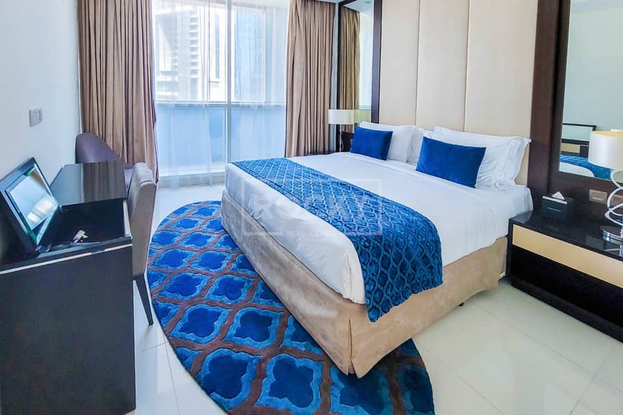 Fully Furnished | Burj Khalifa | Spacious Balcony