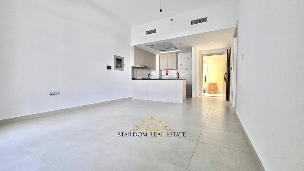 1BR | HIGH FLOOR | SPACIOUS