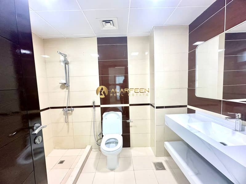 Spacious | Huge Layout | Prime Location - Image 6