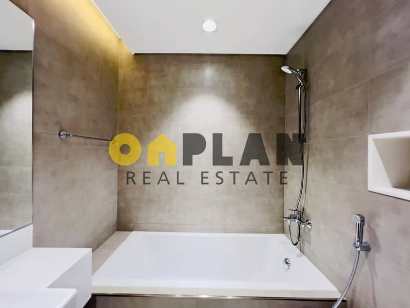 Rare Find | Lagoon View | Brand New - Image 15