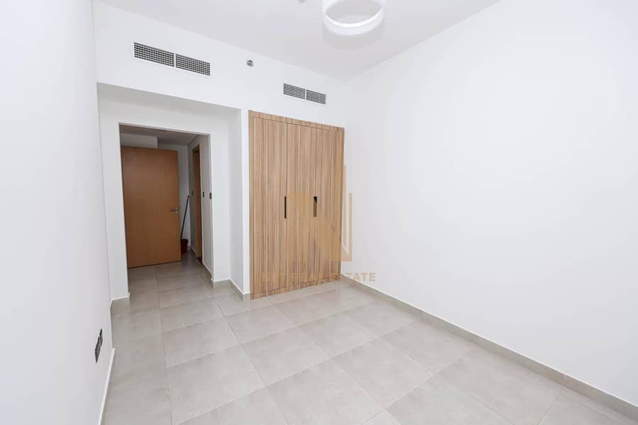 Spacious 1BR | Mid Floor | Prime JVC Location