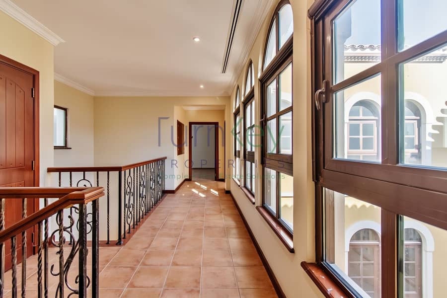 Marbella Villa | Huge plot | Corner | In Centro - Image 27