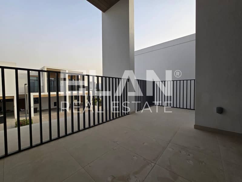 Single Row | Ready To Move | Close To Pool & Park