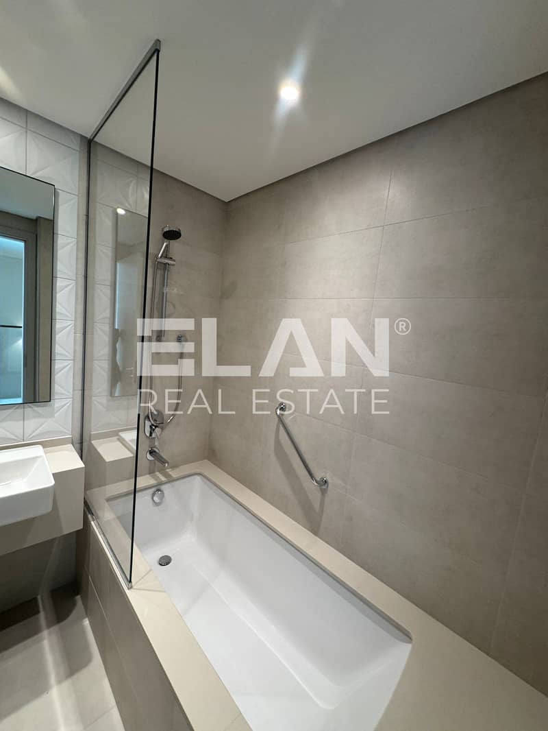 Single Row | Ready To Move | Close To Pool & Park - Image 20