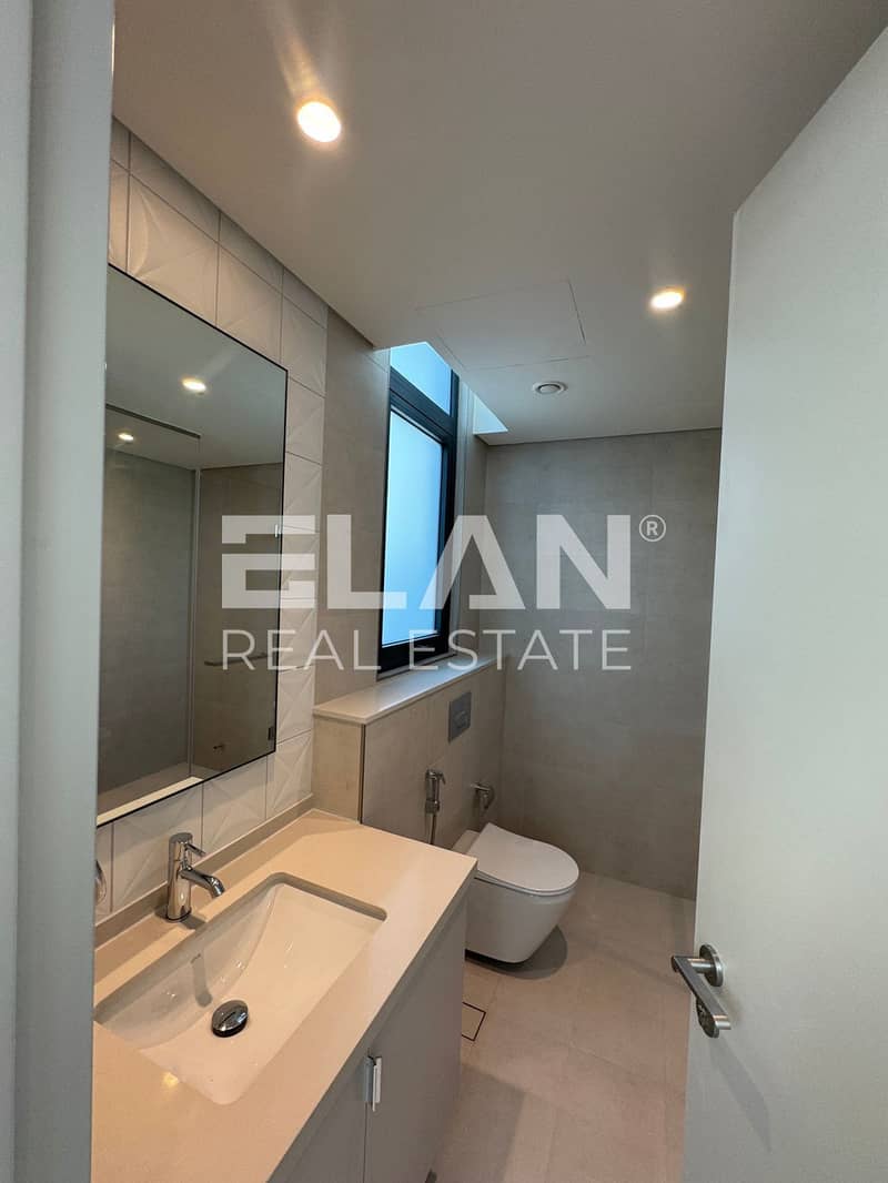 Single Row | Ready To Move | Close To Pool & Park - Image 21