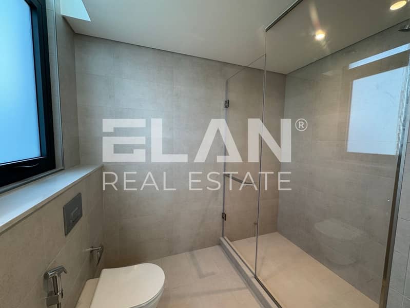 Single Row | Ready To Move | Close To Pool & Park - Image 23