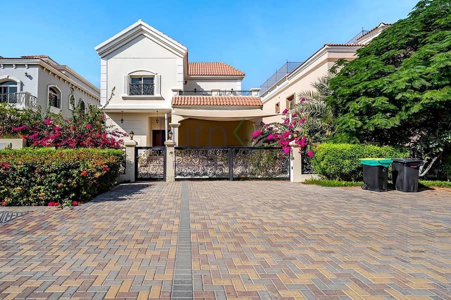 Spacious 5 Bed | Basement | Custom Built | Vacant