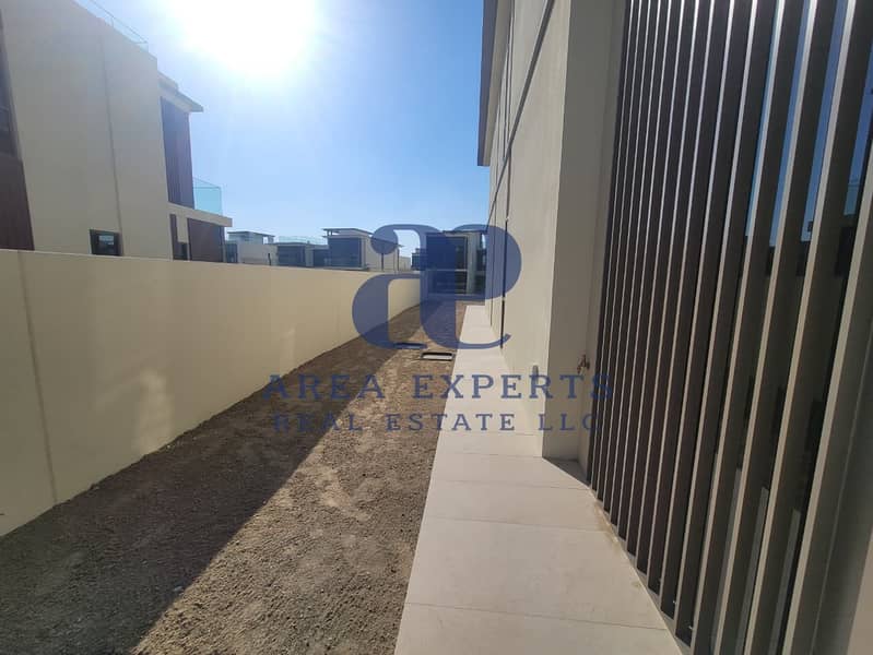 Vacant | Ready to Move | Spacious layout 5BR Villa | Dubai Hills - Image 10