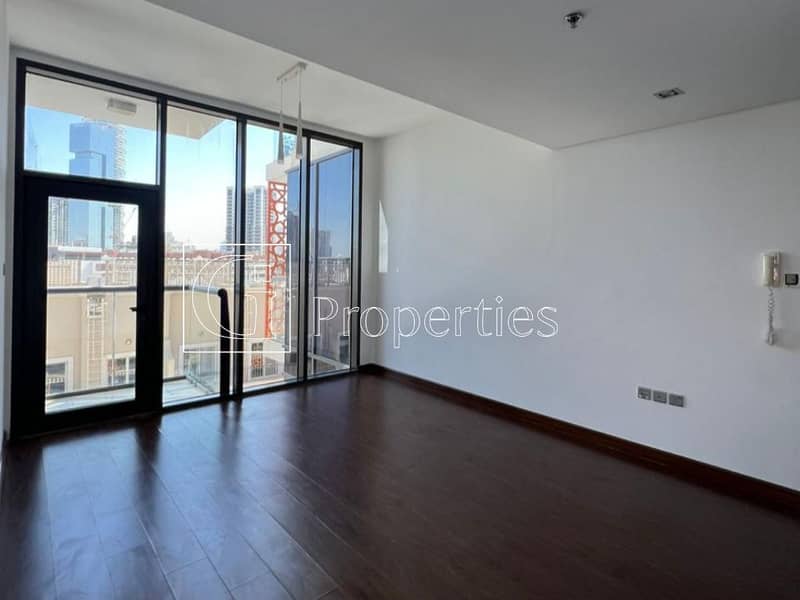 Spacious | Prime Location | Closed Kitchen