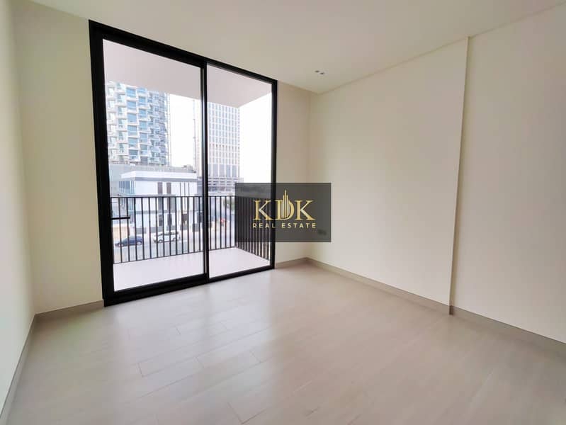 Brand View | Low Rise | Spacious SIze - Image 6