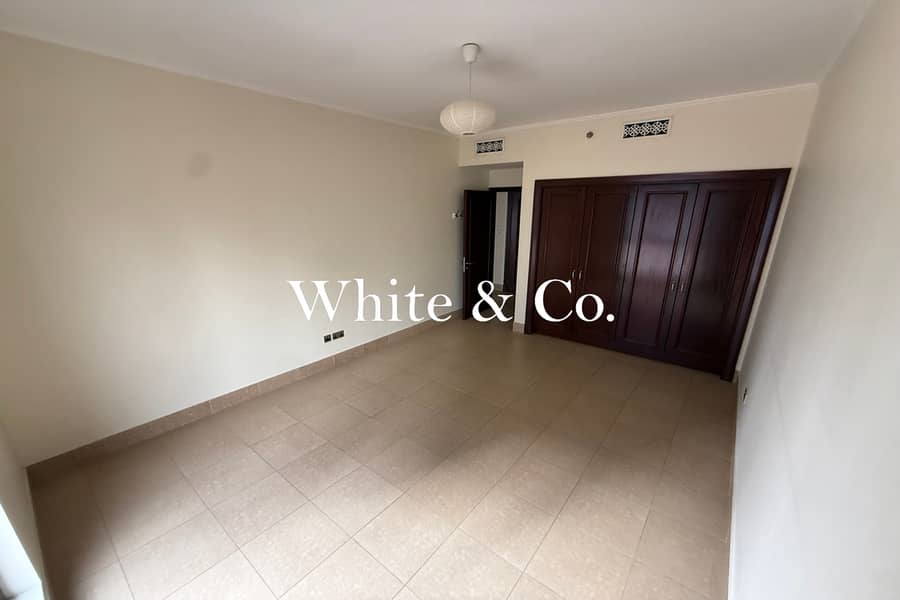 VACANT NOW | Bright Apartment | Unfurnished - Image 6