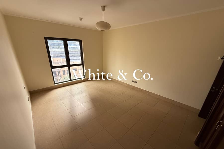 VACANT NOW | Bright Apartment | Unfurnished - Image 7