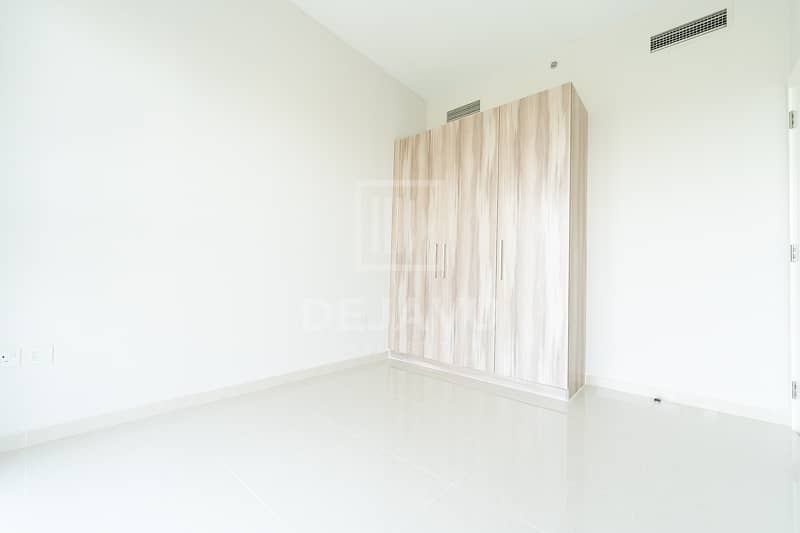 Exclusive End User Deal | High Returns | Golf View - Image 6