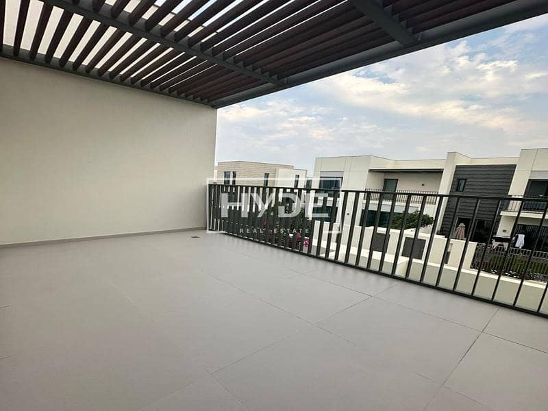 Vacant Now | Landscaped | Back To Back | Maids Room