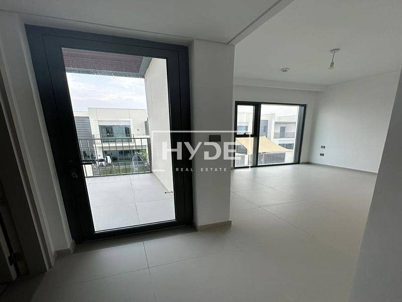 Vacant Now | Landscaped | Back To Back | Maids Room