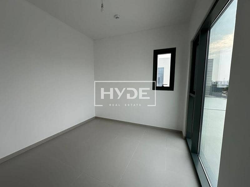 Vacant Now | Landscaped | Back To Back | Maids Room - Image 7