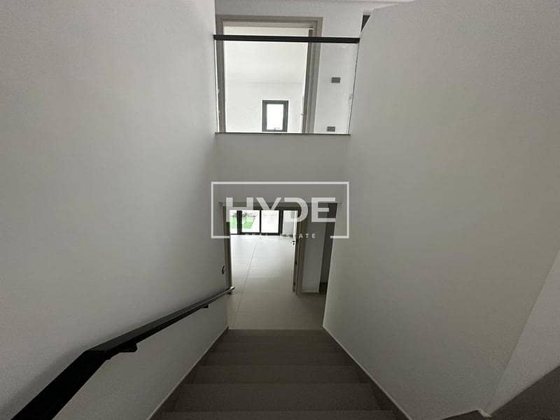 Vacant Now | Landscaped | Back To Back | Maids Room - Image 10