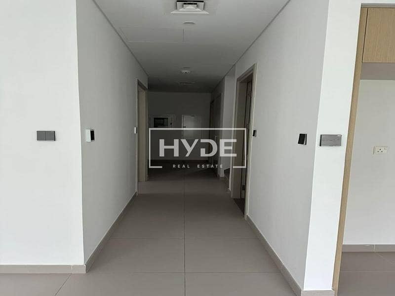 Vacant Now | Landscaped | Back To Back | Maids Room - Image 15